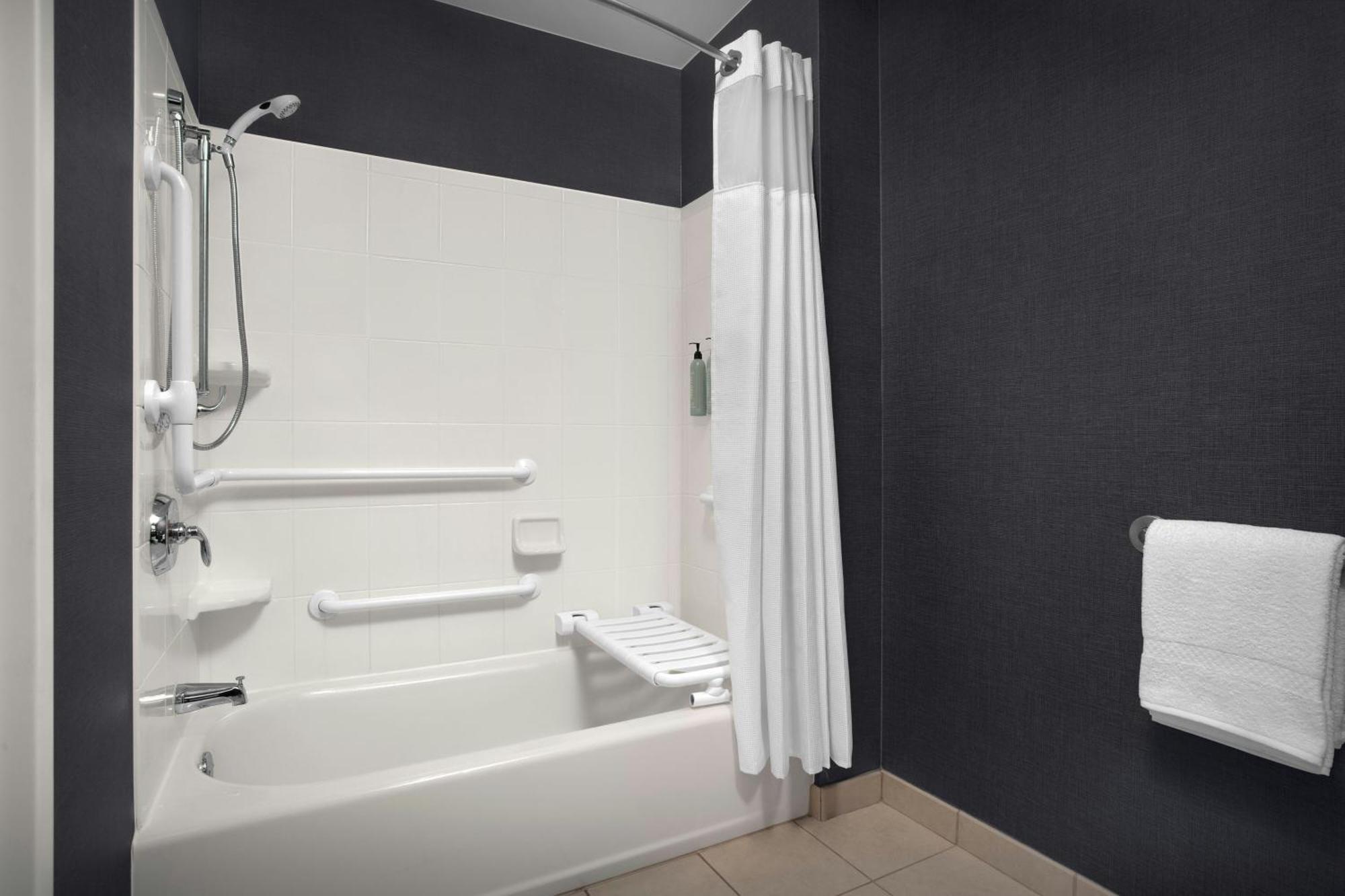 Two-Bedroom King Suite