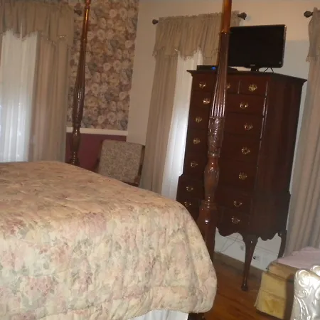 Fleetwood House Bed And Breakfast-2